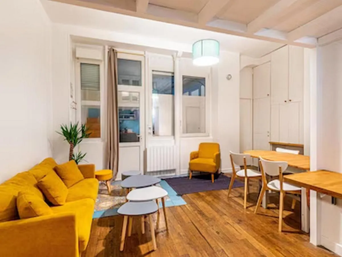 Joli - Lovely Studio Paris
